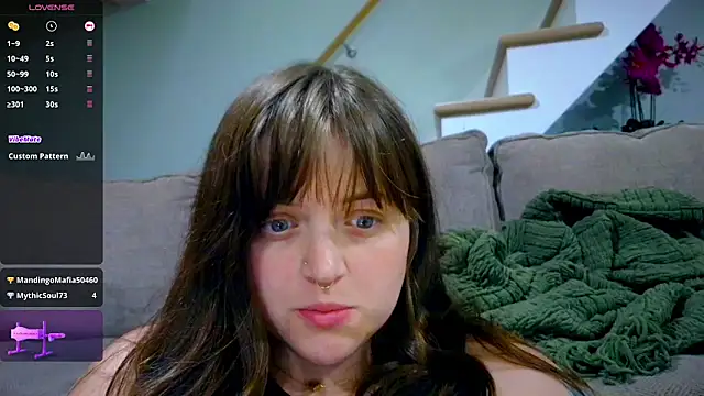 Snapshot of princess_emily4723 chatting on 04.17.26 princess emily4723 online show from 04.17.26