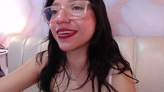 Snapshot of Gag_princeess chatting on 02.07.25 Gag princeess online show from 02.07.25
