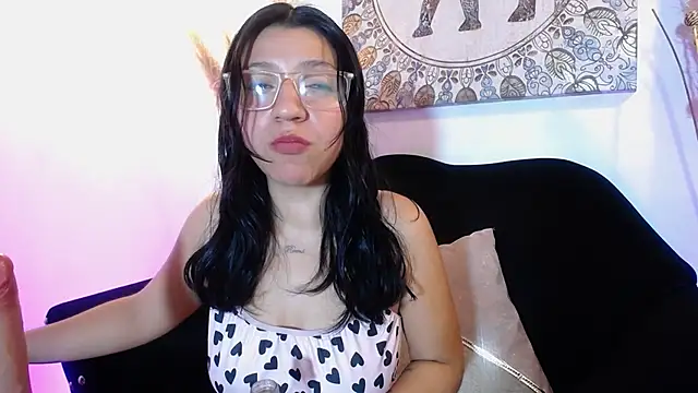 Snapshot of Gag_princeess chatting on 03.09.25 Gag princeess online show from 03.09.25