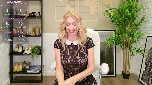 LadyLeea online show from 09.19.25