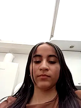 Mia Fischer online show from 10.23.25