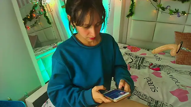 MadisonWhiite online show from 12.30.24