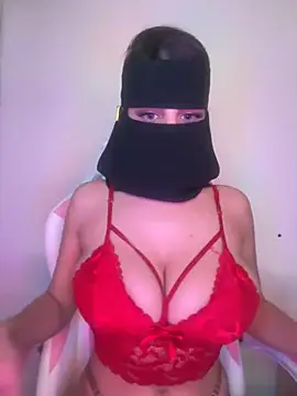 shanelle0 online show from 02.13.25