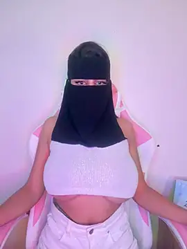 shanelle0 online show from 02.20.25