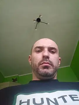 Snapshot of STANISLAW621162 chatting on 06.16.26 STANISLAW621162 online show from 06.16.26