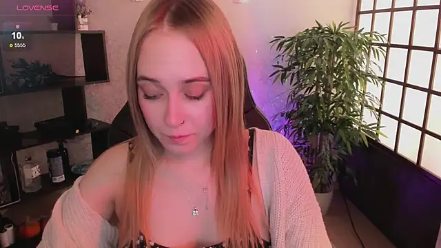 LianaBright online show from 03.22.25