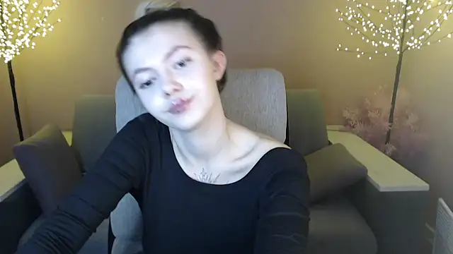 Ritaneer online show from 12.17.24