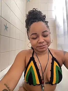 Snapshot of ChloeRebel chatting on 01.03.25 ChloeRebel online show from 01.03.25