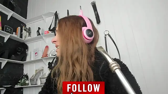 jessiburningheels online show from 09.11.25