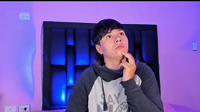 AbbySmiitth  online show from 03.06.25