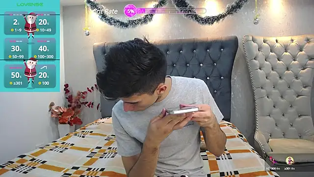 Snapshot of MrWilliseo chatting on 12.19.24 MrWilliseo online show from 12.19.24