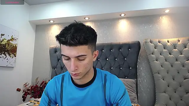 Snapshot of MrWilliseo chatting on 01.12.25 MrWilliseo online show from 01.12.25