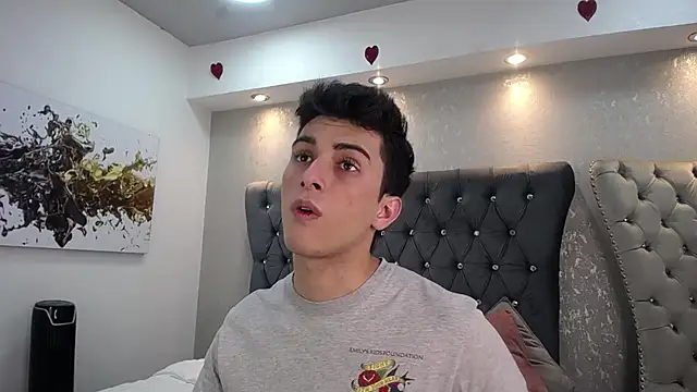 Snapshot of MrWilliseo chatting on 03.22.25 MrWilliseo online show from 03.22.25