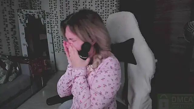 whoa-hoa-hoa-hoa-hoa online show from 03.03.26