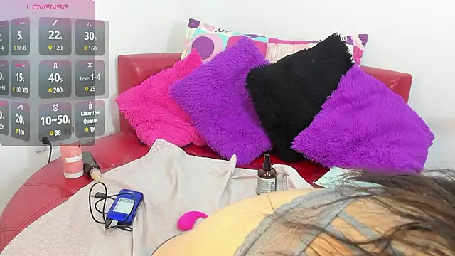 yahaira  online show from 12.03.24