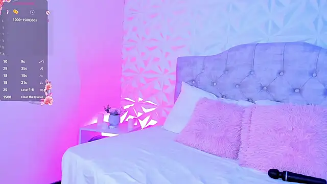 Snapshot of Miss_Ivy4 chatting on 10.11.25 Miss Ivy4 online show from 10.11.25