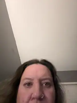 Snapshot of hottmessjess23 chatting on 03.04.26 hottmessjess23 online show from 03.04.26