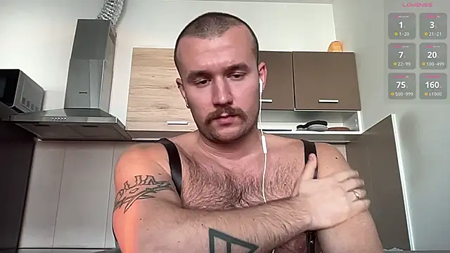 cute mark online show from 12.29.24