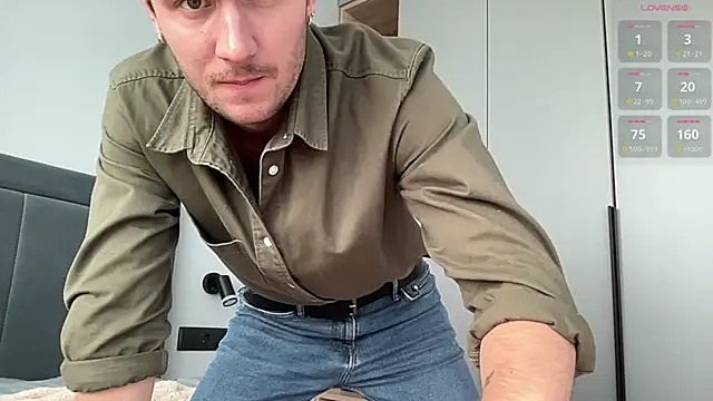 cute mark online show from 09.21.25