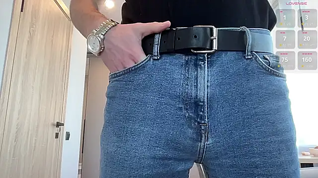 cute mark online show from 10.12.25