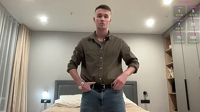 cute mark online show from 11.16.25