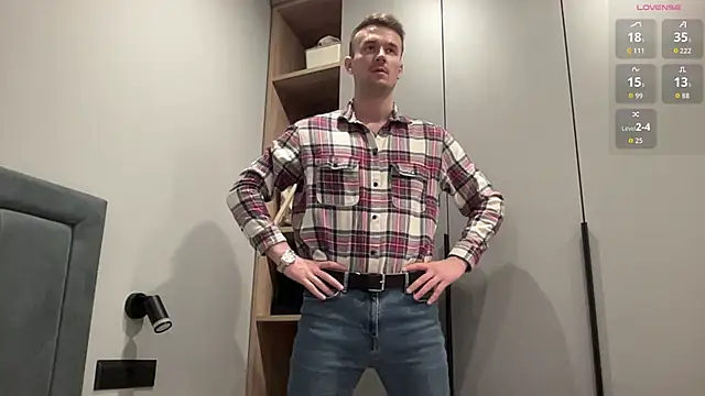 cute mark online show from 12.01.25