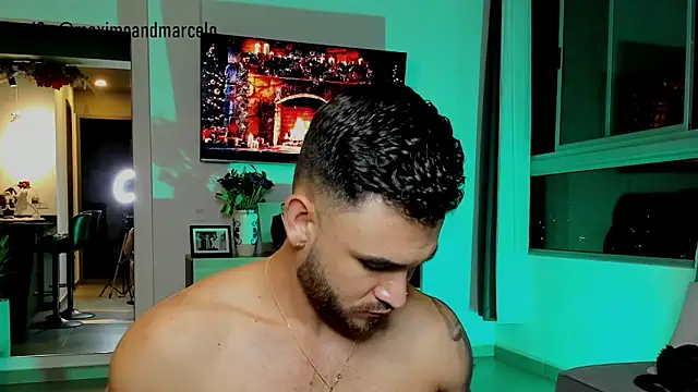 Snapshot of Maximo_Marcelo chatting on 12.24.24 Maximo Marcelo online show from 12.24.24