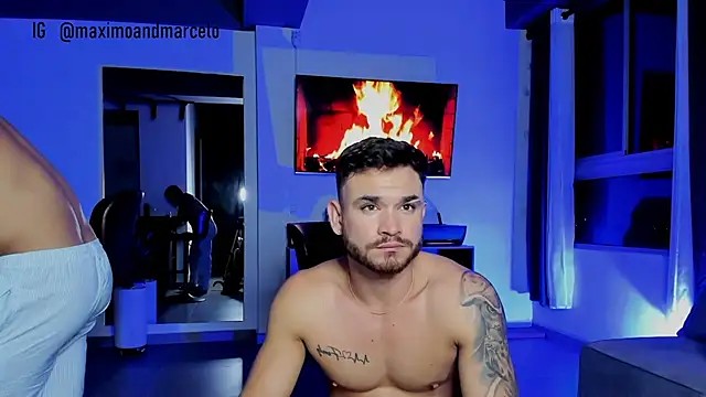 Snapshot of Maximo_Marcelo chatting on 01.16.25 Maximo Marcelo online show from 01.16.25