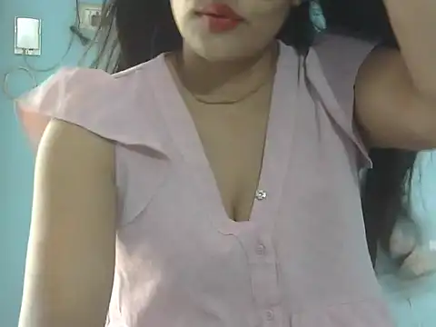 Snapshot of Nehasingh2024 chatting on 04.21.26 Nehasingh2024 online show from 04.21.26