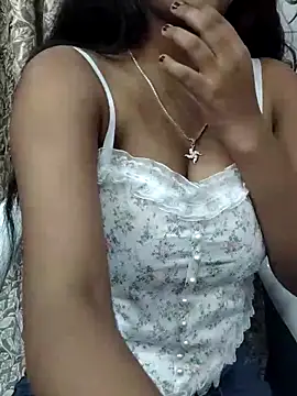 Snapshot of Ishaani_0 chatting on 02.18.25 Ishaani 0 online show from 02.18.25