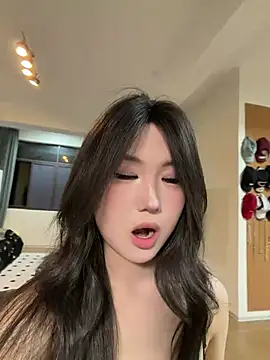 Snapshot of xyebobs chatting on 05.14.26 xyebobs online show from 05.14.26
