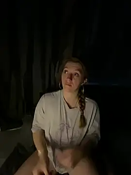 Snapshot of Stoner_BarbieXX chatting on 07.09.26 Stoner BarbieXX online show from 07.09.26