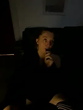 Snapshot of Stoner_BarbieXX chatting on 07.28.26 Stoner BarbieXX online show from 07.28.26