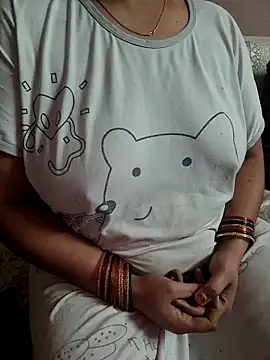 milf-kaira online show from 11.06.25