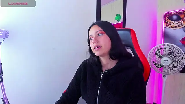 zoe connor19 online show from 10.02.25