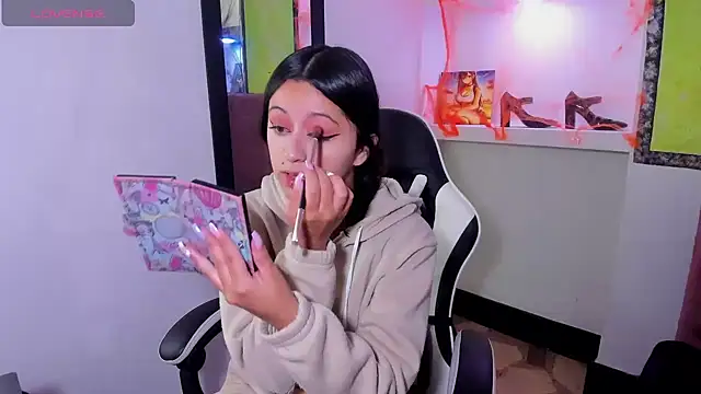 zoe connor19 online show from 11.06.25