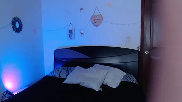 anhiahoney02 online show from 02.03.25