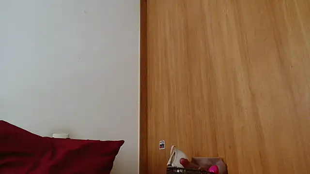 Snapshot of DirtyDi97 chatting on 11.26.25 DirtyDi97 online show from 11.26.25