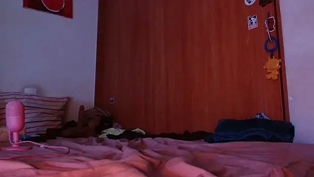 Snapshot of DirtyDi97 chatting on 02.06.26 DirtyDi97 online show from 02.06.26