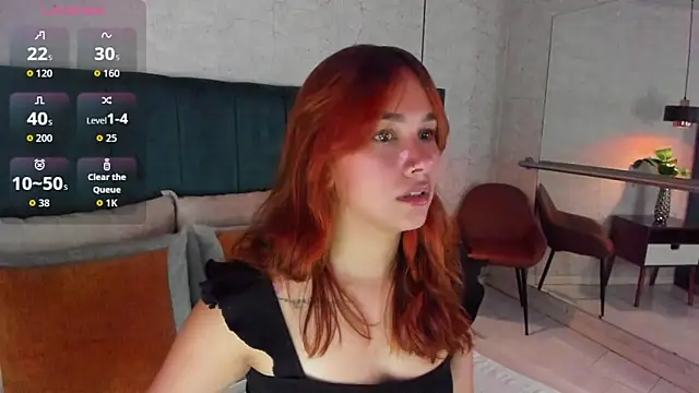 Snapshot of AdeleAndersonn chatting on 05.18.26 AdeleAndersonn online show from 05.18.26