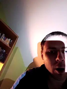 Snapshot of salveny chatting on 12.22.25 salveny online show from 12.22.25