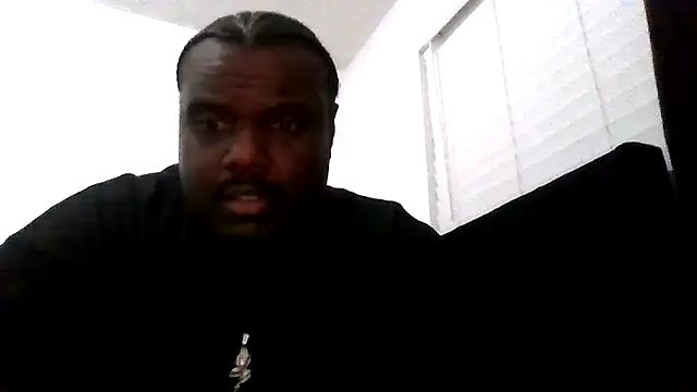 Snapshot of BigBossaNova69 chatting on 04.25.26 BigBossaNova69 online show from 04.25.26