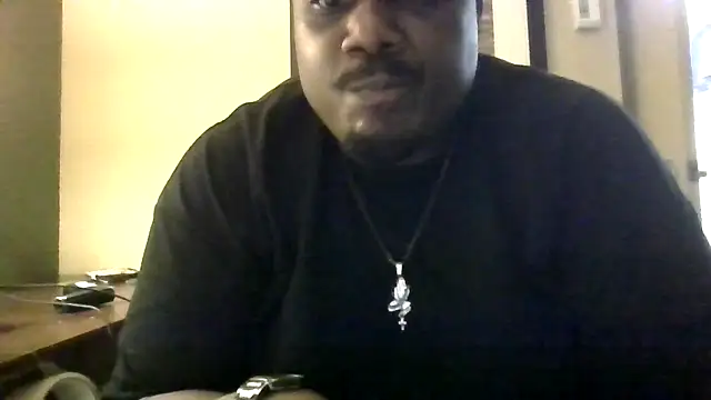 Snapshot of BigBossaNova69 chatting on 05.03.26 BigBossaNova69 online show from 05.03.26