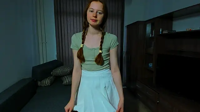 Snapshot of Fire_Luna chatting on 12.23.24 Fire Luna online show from 12.23.24