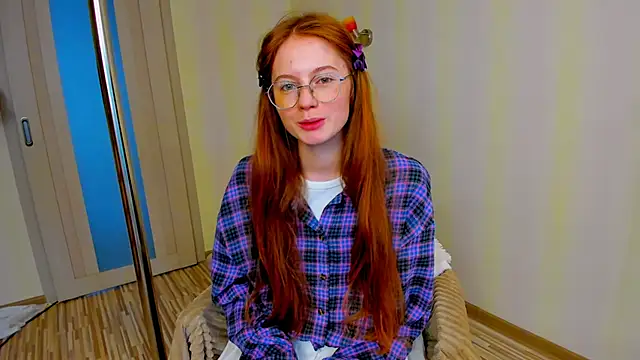 Fire Luna online show from 11.05.25