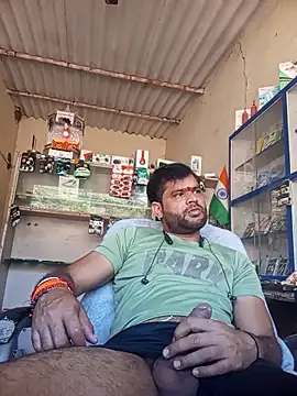 Priynkarani online show from 12.16.25