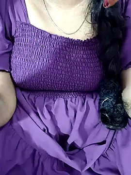 Snapshot of tamil-varshu chatting on 01.21.25 tamil-varshu online show from 01.21.25