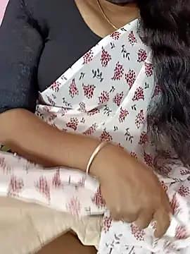 Snapshot of tamil-varshu chatting on 01.25.25 tamil-varshu online show from 01.25.25