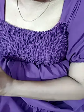 Snapshot of tamil-varshu chatting on 01.26.25 tamil-varshu online show from 01.26.25