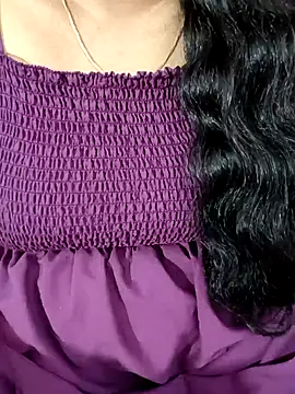 Snapshot of tamil-varshu chatting on 01.26.25 tamil-varshu online show from 01.26.25